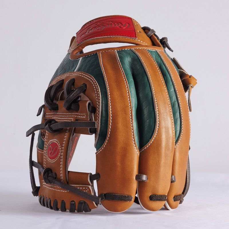 Exclusive Gingerbread Heart of the Hide 11.5" Infield Glove, Right Hand Throw