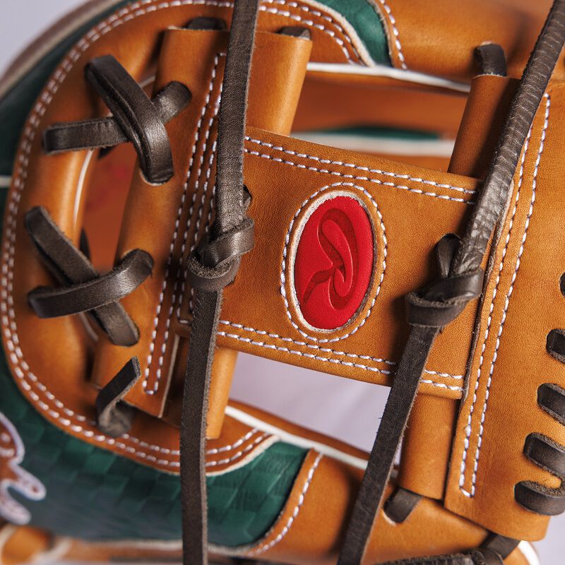 Exclusive Gingerbread Heart of the Hide 11.5" Infield Glove, Right Hand Throw