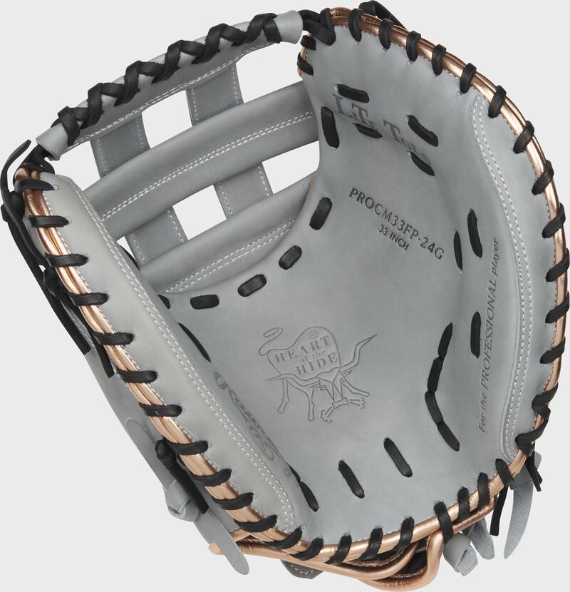 2022 Heart of the Hide 33 in Fastpitch Catchers Mitt
